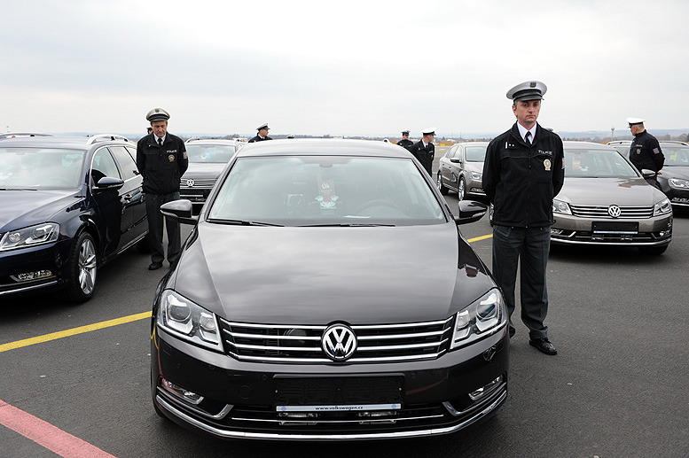 Z Ostravy se rozjely nové policejní Passaty