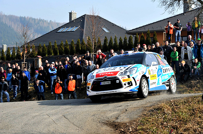 Posádky Citroën Racing Trophy CZ na Valašské rally ve dvoukolkách zazářily a vysoutěžily si prémii ve výši 6 300 euro