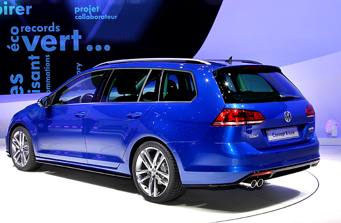 Volkswagen představil v Ženevě studii mimořádně sportovní verze R-Line s označením Golf Variant Concept R-Line Volkswagen představil v Ženevě studii mimořádně sportovní verze R-Line s označením Golf Variant Concept R-Line