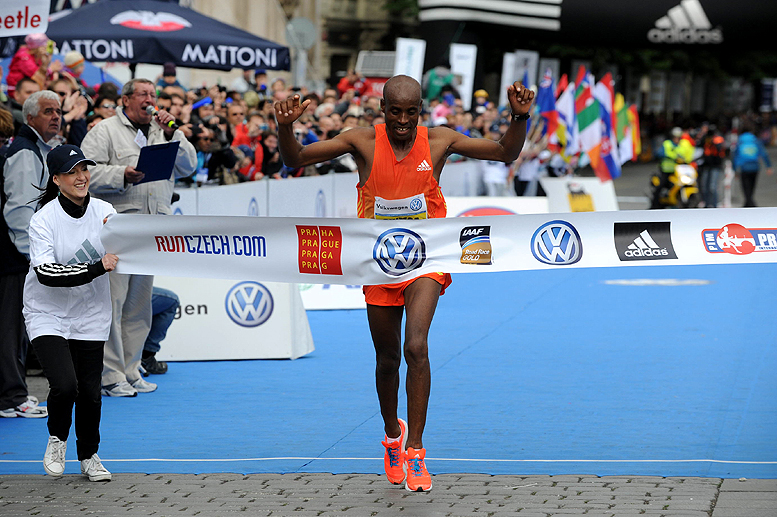 Volkswagen Maratonský víkend 2012, který se konal uplynulý víkend, byl druhým nejrychlejším maratonem v pražských ulicích!