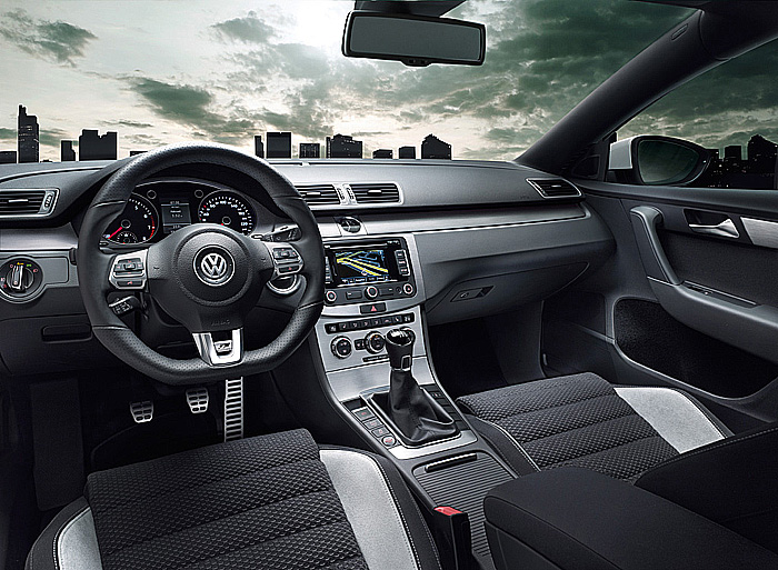 Volkswagen snižuje ceny mimořádně oblíbených modelů Passat Limousine a Passat Variant