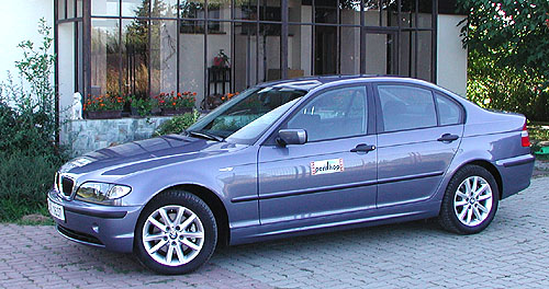 Za volantem sedanu BMW 320d s šestirychlostní převodovkou