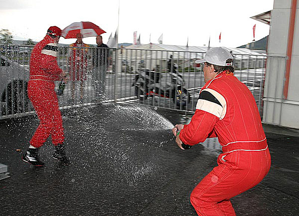 Na mosteckém autodromu se jel 11. až 13.srpna již čtvrtý podnik Mezinárodního mistrovství ČR v závodech automobilů na okruhu.