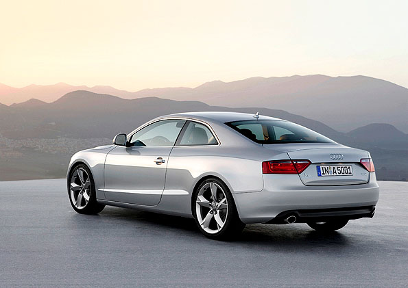 Nové kupé Audi A5 (i Audi S5) lze objednávat u nás již v červnu