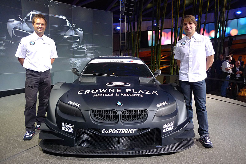 BMW M3 DTM Concept Car se představilo v Mnichově – piloty pro sezónu 2012 jsou Priaulx a Farfus.