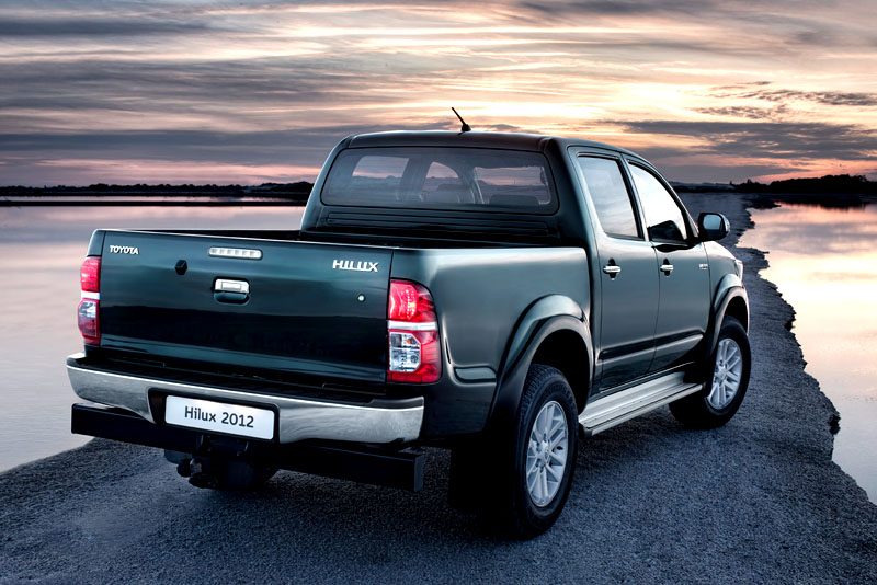 Toyota HILUX- nový design a vyšší výkon - modelové provedení 2012