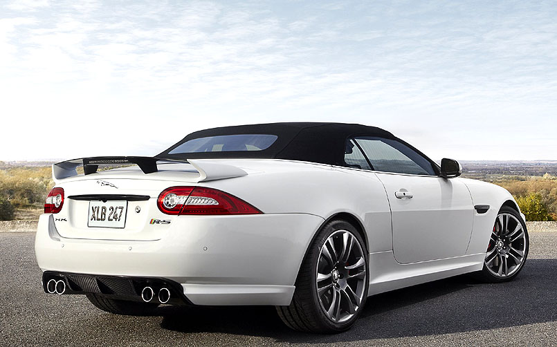 Nový Jaguar XKR-S Convertible na našem trhu Nový Jaguar XKR-S Convertible na našem trhu