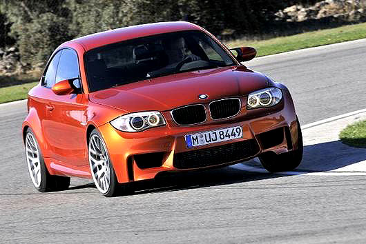 Podrobně o novém BMW řady 1 M Coupé - o mimořádně výkonném a přitažlivém modelu