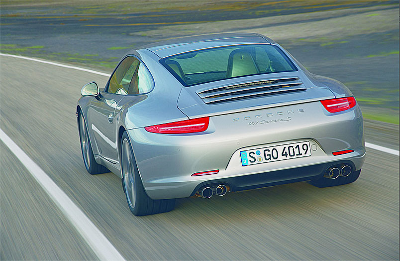 Nové Porsche 911 Carrera: Ikona sportovních vozů nyní ještě dravější