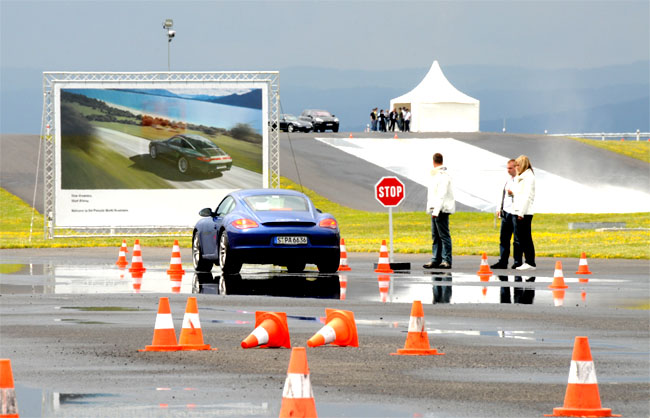 Porsche World Roadshow na Masarykově okruhu v Brně již 13. až 17. dubna 2011