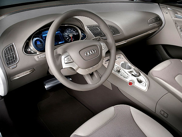 Na autosalonu v Detroitu Audi představila originální studii Roadjet