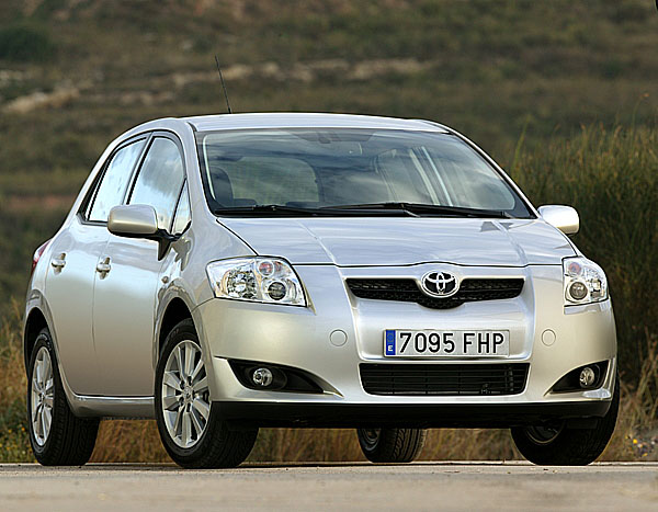 Výroba nového modelu Toyoty Auris ve Velké Británii zahájena