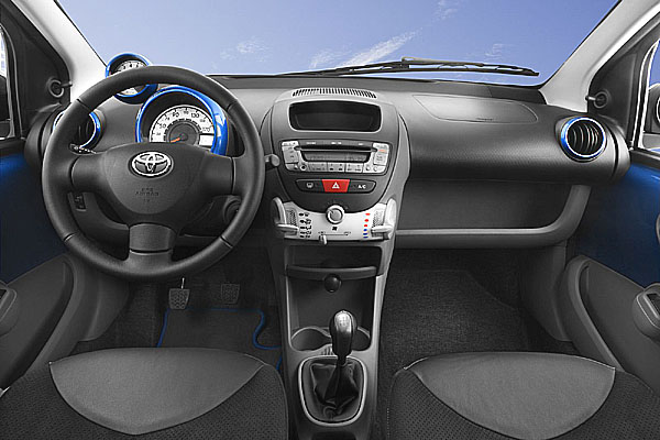 Na autosalonu v Bologni bude 4. prosince představeno nové Toyota AYGO v provedení 2009