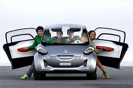 Nový koncept Peugeot BB1 - 100% elektrický vůz - představen na probíhajícím Autosalonu ve Frankfurtu