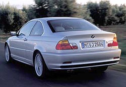 BMW 323: Kupé přichází