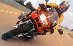 Špičkový sportovní motocykl BMW R 1100 S