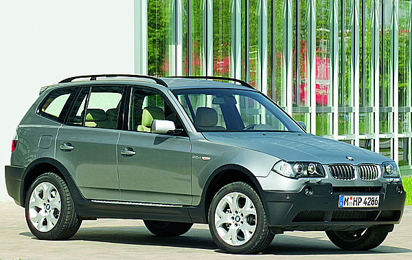 BMW X3 v prodeji od září 2004 s novým motorem 2.0d