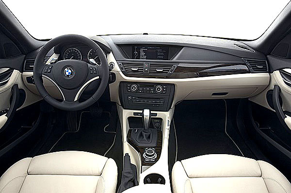 BMW X1 - rozšiřuje rodinu vozů BMW X o další originálně pojatý automobil