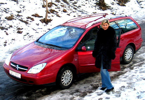Ilona Csáková jezdí s vozem Citroën C5