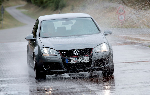 Volkswagen: bezpečně na podzim i v zimě