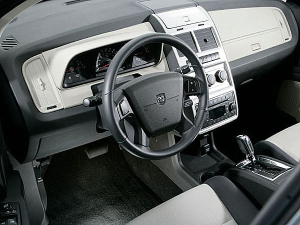 Dodge představuje na autosalónu ve Frankfurtu ve světové premiéře zcela nový vůz Journey.