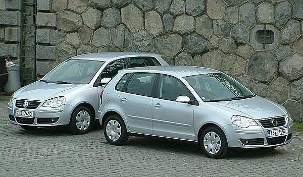 VW Polo připlulo v pondělí – 30. května po Vltavě
