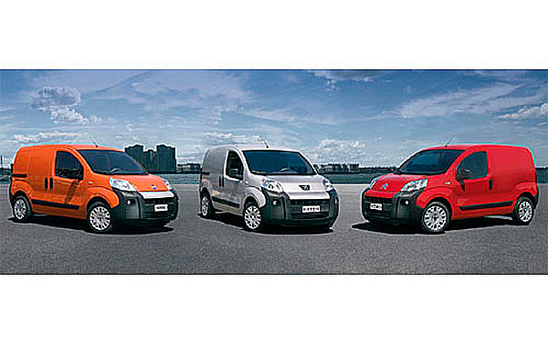 Fiat A PSA Peugeot EUGEOT Citroën představují novou koncepci kompaktní a úsporné dodávky