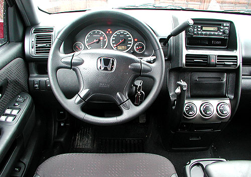 Honda CR-V na silnici a v terénu