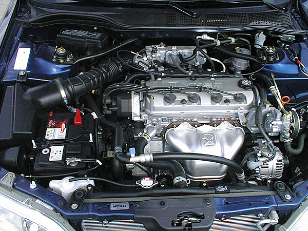 Honda Accord 1.8: Svezení s „Motorem roku“