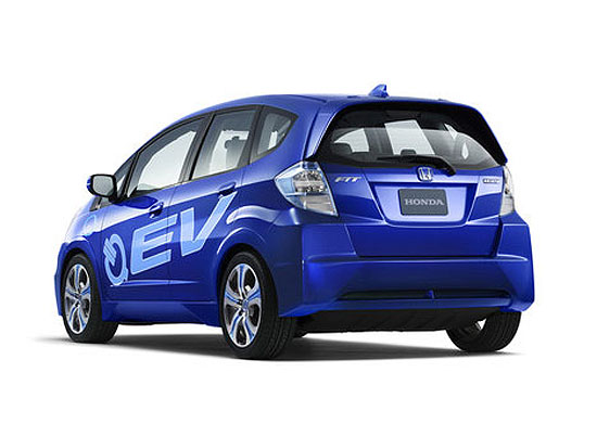 Světová premiéra konceptu Honda Fit EV a platformy pro Plug-in Hybrid v Los Angeles