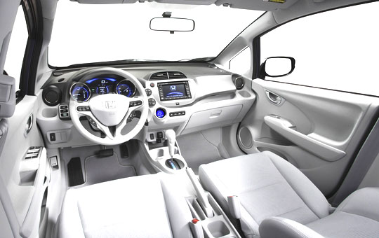 Světová premiéra konceptu Honda Fit EV a platformy pro Plug-in Hybrid v Los Angeles