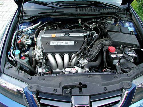 Honda Accord v provedení sedan s motorem 2,0 l v testu redakce