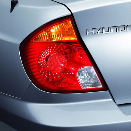 Nový Hyundai Accent - prodej v ČR zahájen 1. března 2003