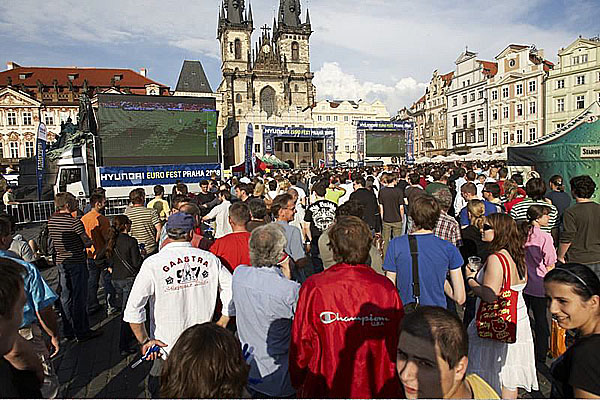 V sobotu odstartovalo EURO 2008 a první zápas ČR na Staroměstském náměstí