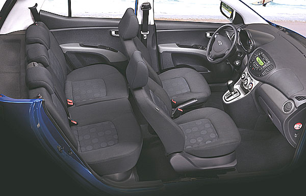 Pětidveřový pětimístný Hyundai i10 v prodeji u českých autorizovaných prodejců Hyundai