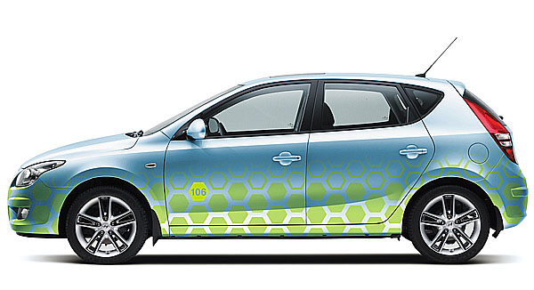 Na ženevském autosalonu Hyundai vystavuje novou řadu i-blue moderních eko-dynamických vozů