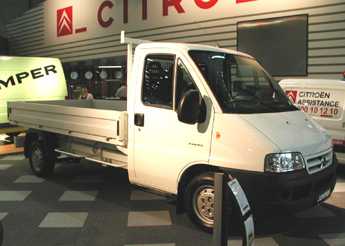 Citroen na autosalonu užitkových a nákladních automobilů Autotec 2002