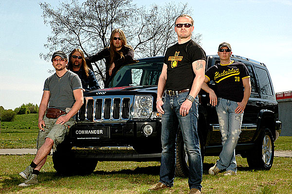 Jeep bude podporovat koncertní turné skupiny Kabát.