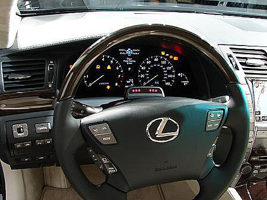 Nová mimořádně luxusní verze Lexus LS 600h L na autosalonu v Ženevě