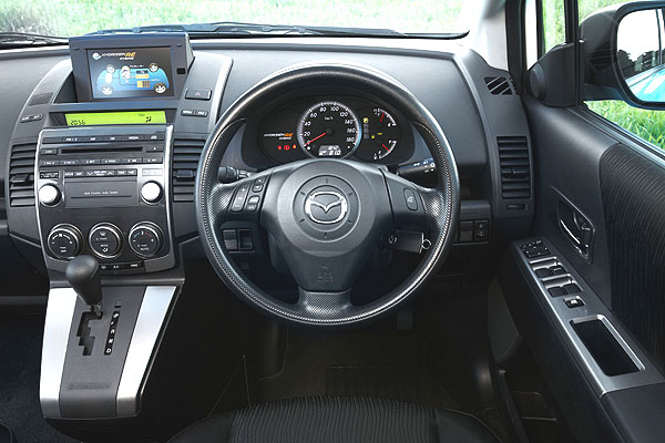 Mazda dodala vozidlo Mazda Premacy Hydrogen RE Hybrid japonské společnosti Iwatani Corporation, která se zaobírá energetickým vývojem.