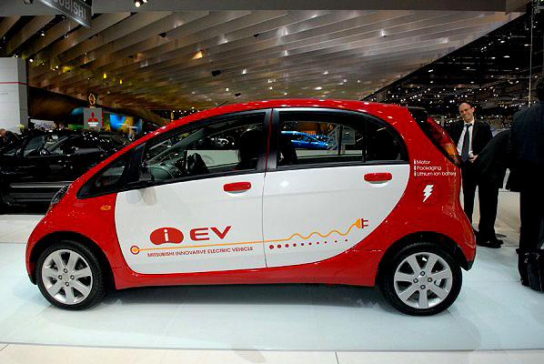 Mitsubishi i-EV - elektrické vozidlo s nulovými emisemi nové generace