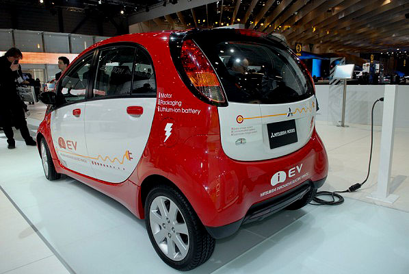 Mitsubishi i-EV - elektrické vozidlo s nulovými emisemi nové generace