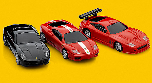 Modely Ferrari pro malé i velké opět na čerpacích stanicích Shell