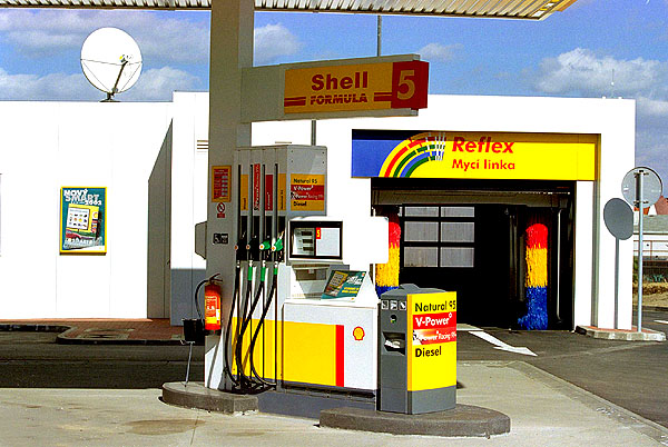 Výroční tisková konference a.s. Shell Czech Republik hodnotila 24. dubna výsledky roku 2001