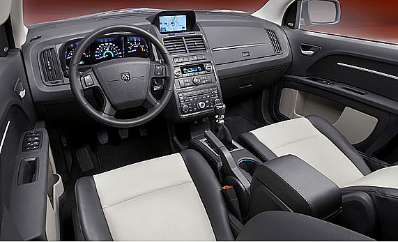 Nový Dodge Journey přináší sebevědomý design, praktičnost, bezpečnost a variabilní prostorný interiér