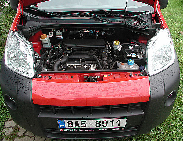 Citroën Nemo byl zvolen Van of the Year 2009!