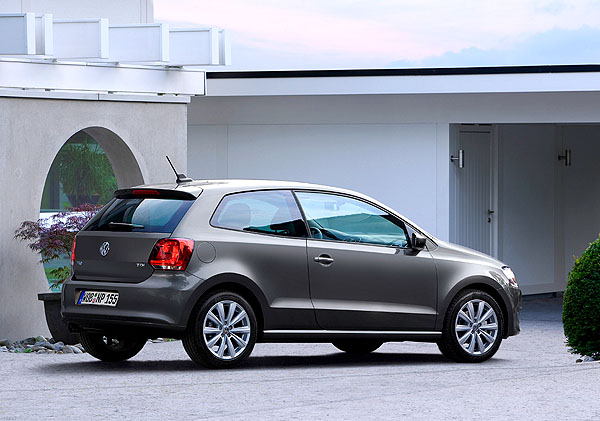 Volkswagen představí třídveřové Polo ve světové premiéře na Autosalonu ve Frankfurtu(17.-27. září)