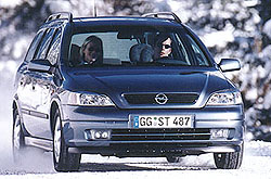 Opel k bezpečné jízdě v zimě