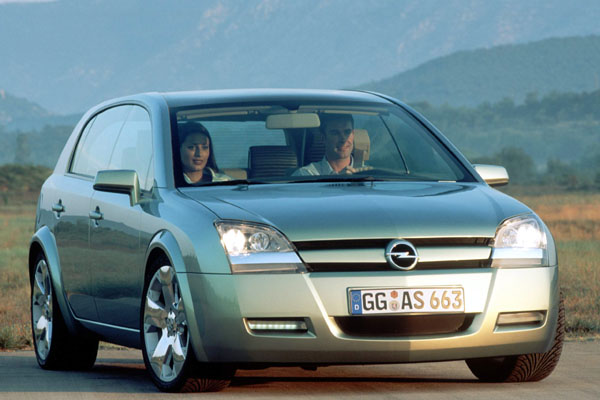 Opel Signum2 : pohled do budoucnosti