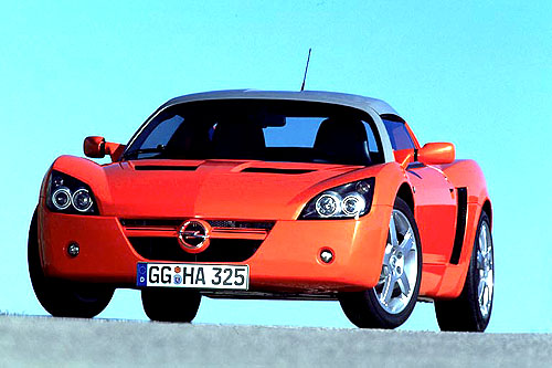 Světová premiéra na Mezinárodním autosalonu v Ženevě: Opel Speeedster – 200 k